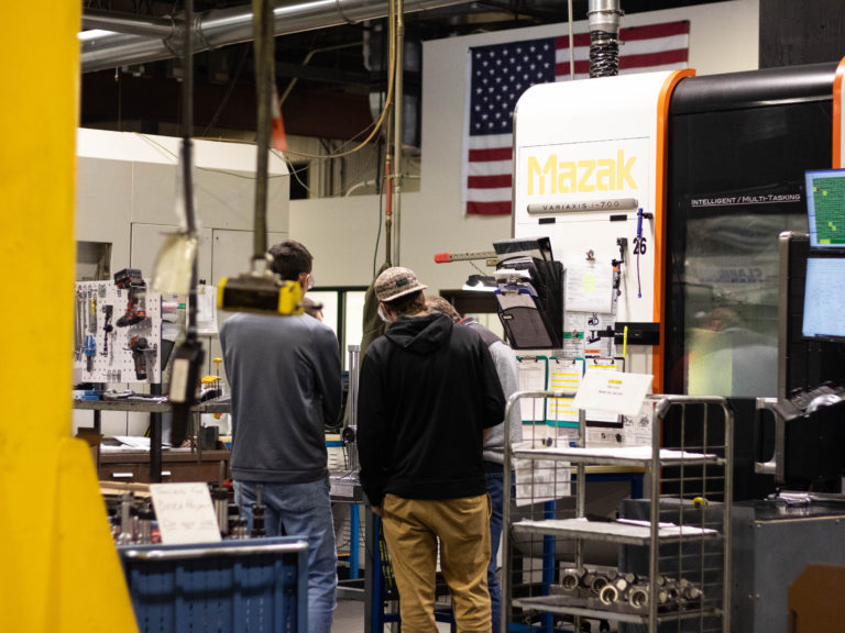 Team around 5th Axis Machining